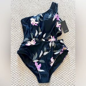 NWT Jones New York Womens Black Floral Cutout Swimsuit